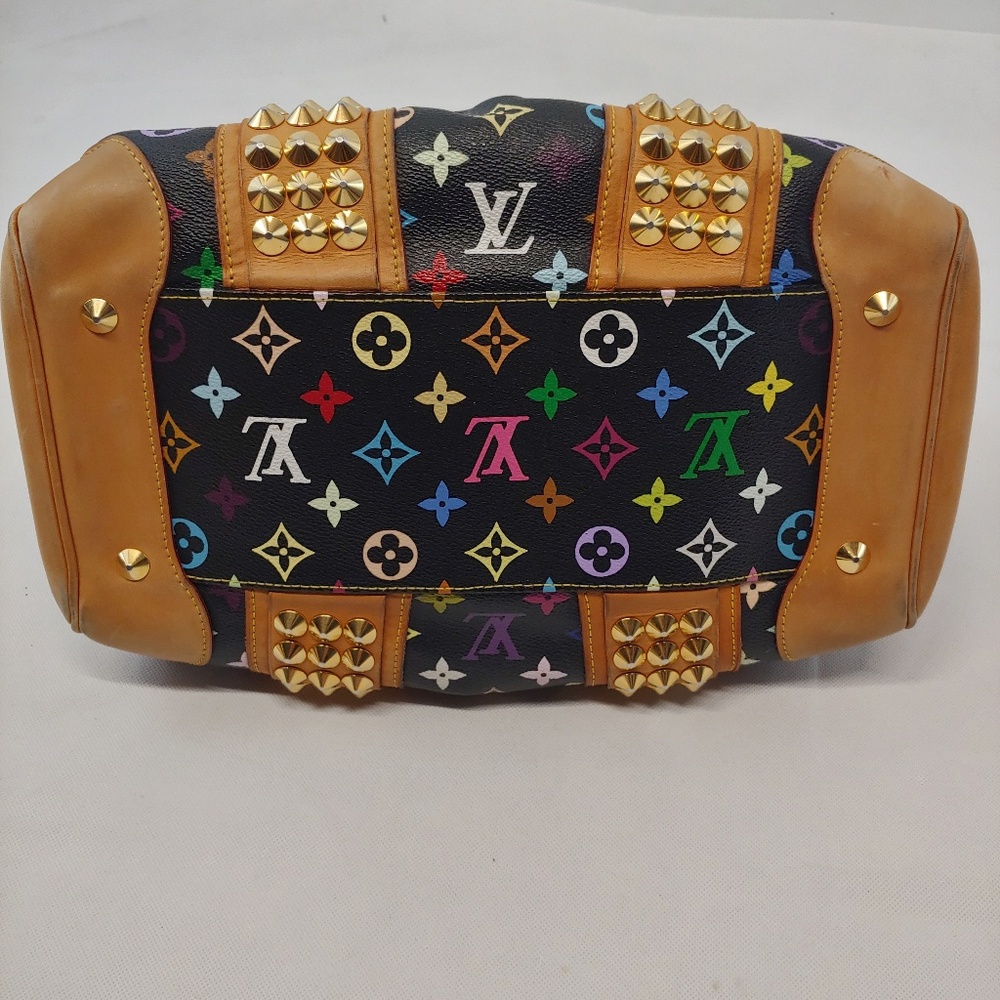 Louis Vuitton Courtney Monogram in Black Noir - Picture 7 of 8